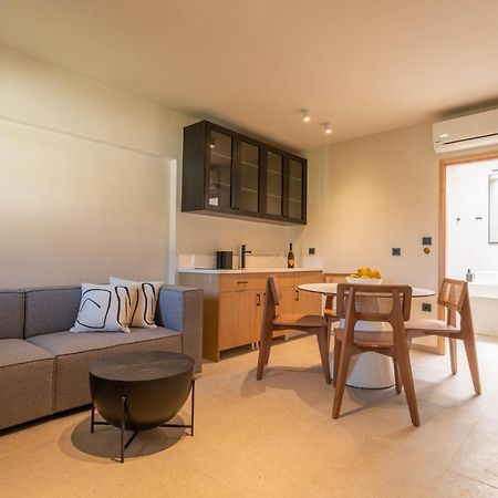 House Marigo Suites Koskinou  エクステリア 写真